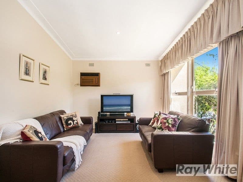 13 Whitling Avenue, Castle Hill - Thumbnail 3