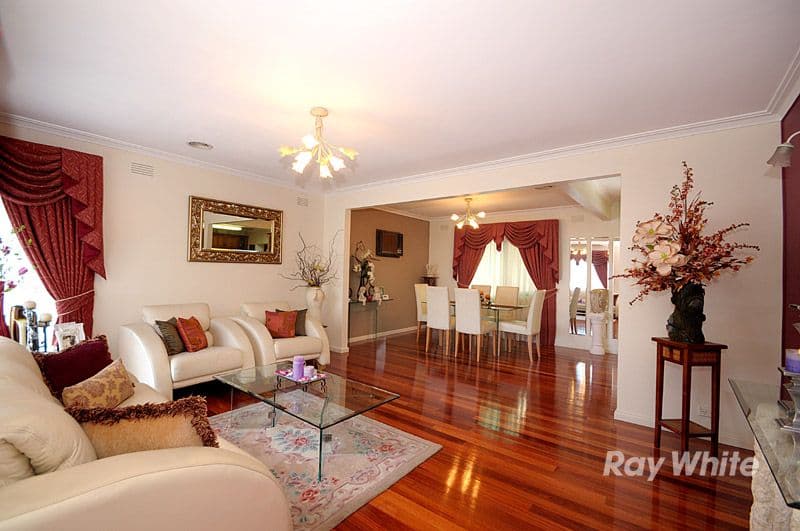 28 Shalimar Crescent, DANDENONG NORTH VIC 3175, Dandenong North - Thumbnail 3