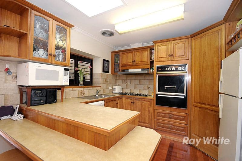 28 Shalimar Crescent, DANDENONG NORTH VIC 3175, Dandenong North - Thumbnail 5