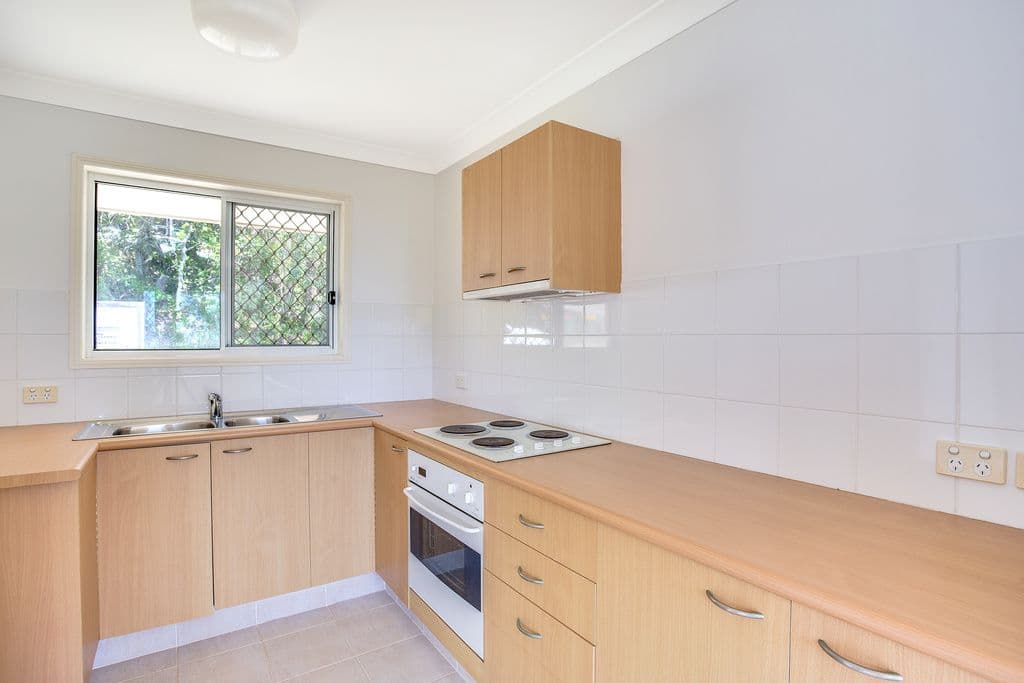 8 Ewart Street, Burleigh Heads QLD 4220, Burleigh Heads - Thumbnail 3