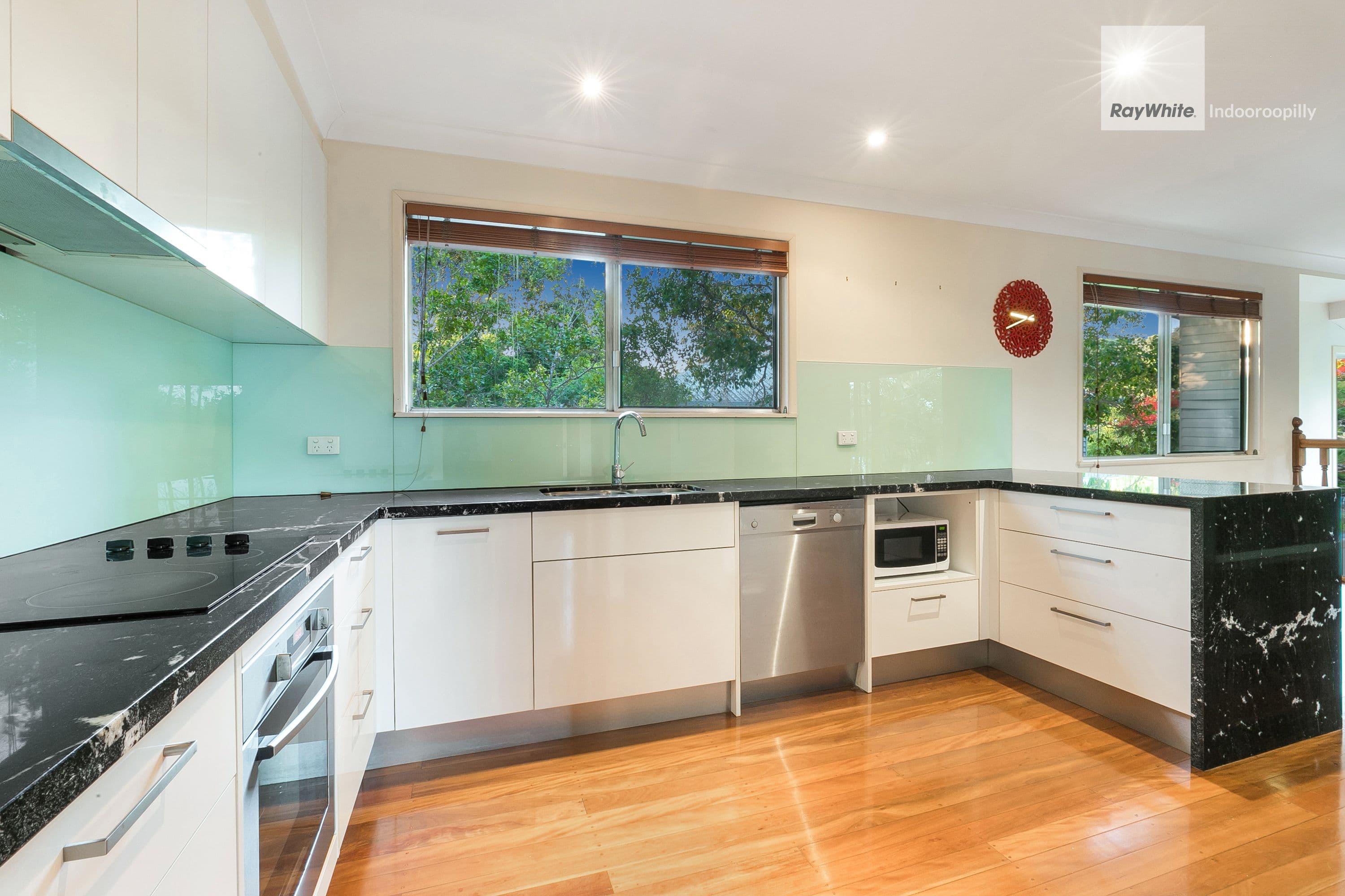 98 Russell Terrace, Indooroopilly QLD 4068, Indooroopilly - Thumbnail 3