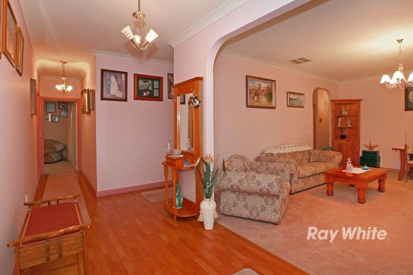 4 Coram Close, NARRE WARREN NORTH VIC 3804, Narre Warren North - Thumbnail 5
