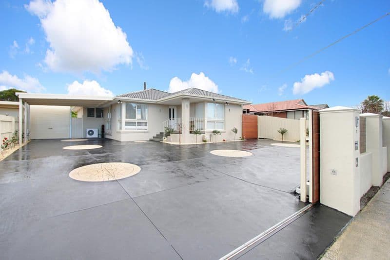 11 Whitehaven Crescent, NOBLE PARK NORTH VIC 3174, Noble Park North - Image 1