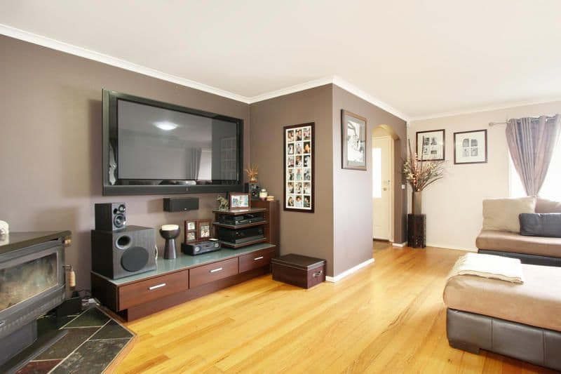 11 Whitehaven Crescent, NOBLE PARK NORTH VIC 3174, Noble Park North - Thumbnail 3