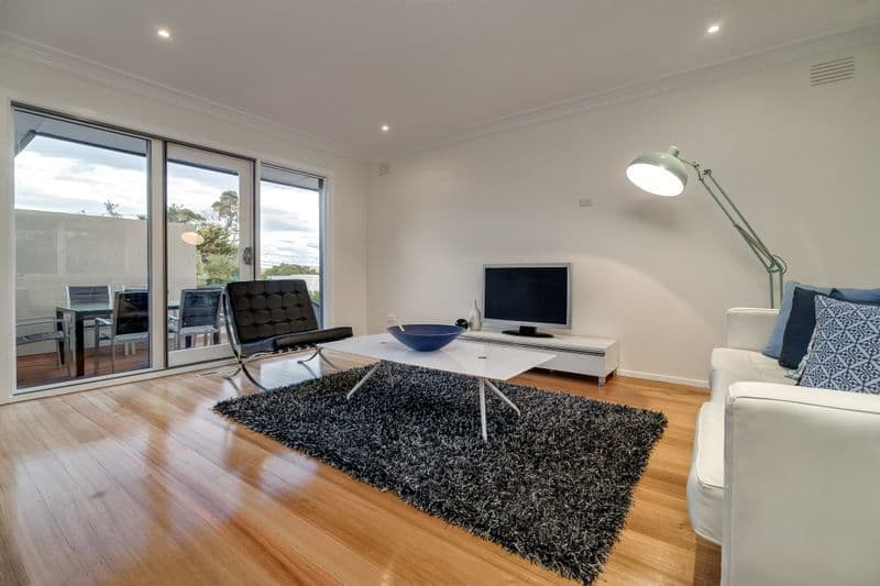 15 Champion Crescent, BUNDOORA VIC 3083, Bundoora - Thumbnail 4