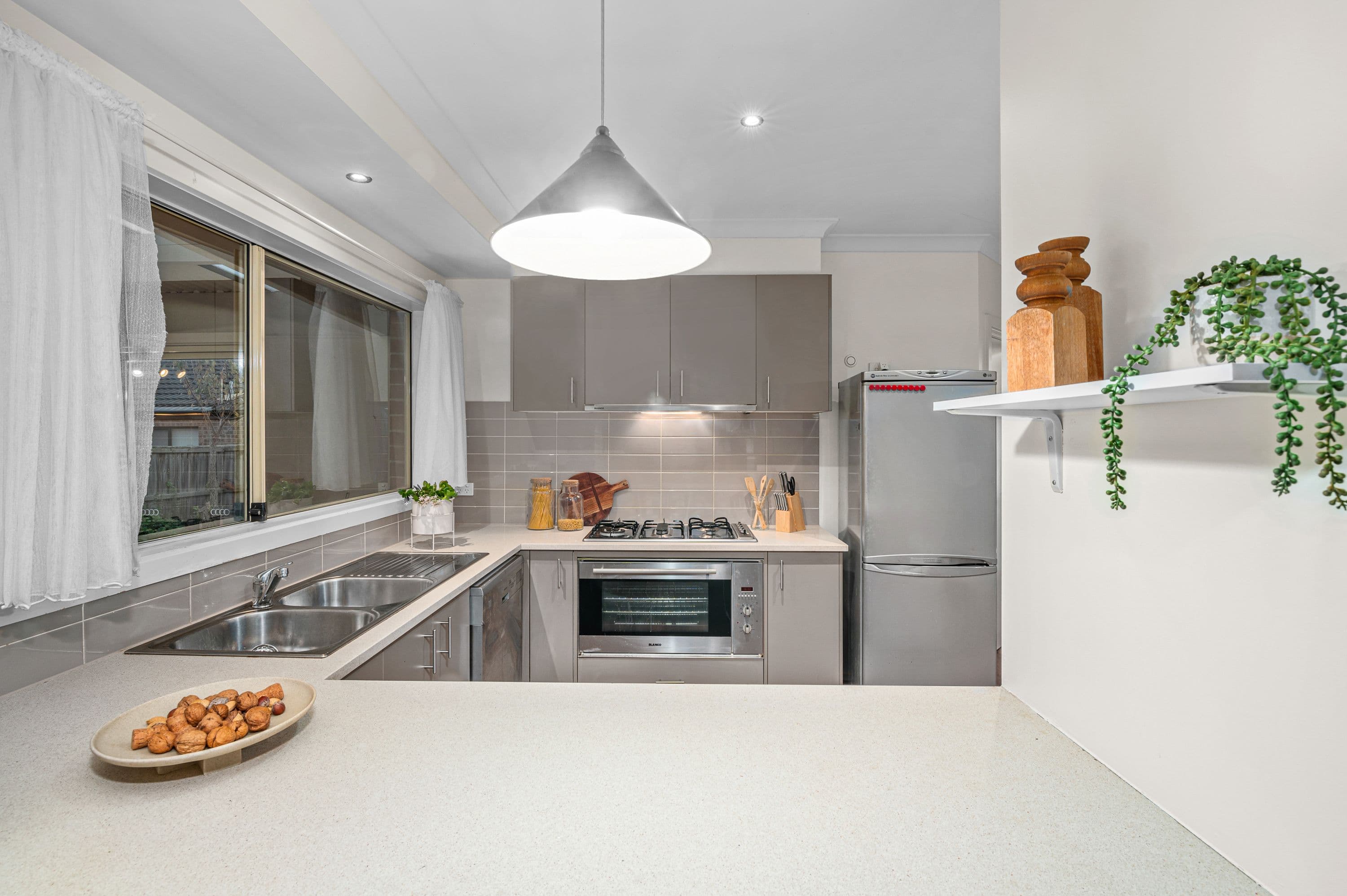17 Nighthawk Boulevard, South Morang VIC 3752, South Morang - Thumbnail 3
