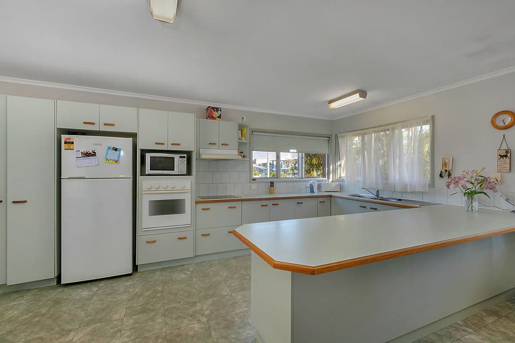 34 Douro Road, Wellington Point QLD 4160, Wellington Point - Thumbnail 2