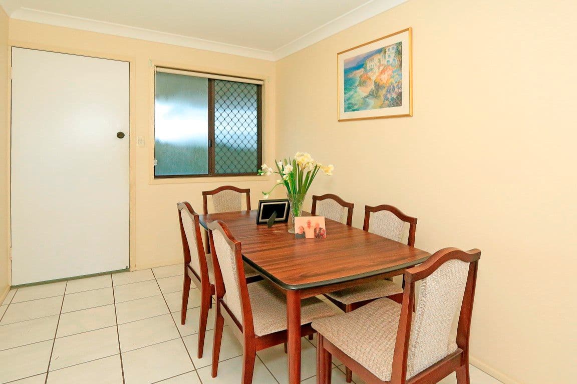 27 Booker Street, Park Avenue QLD 4701, Park Avenue - Thumbnail 3