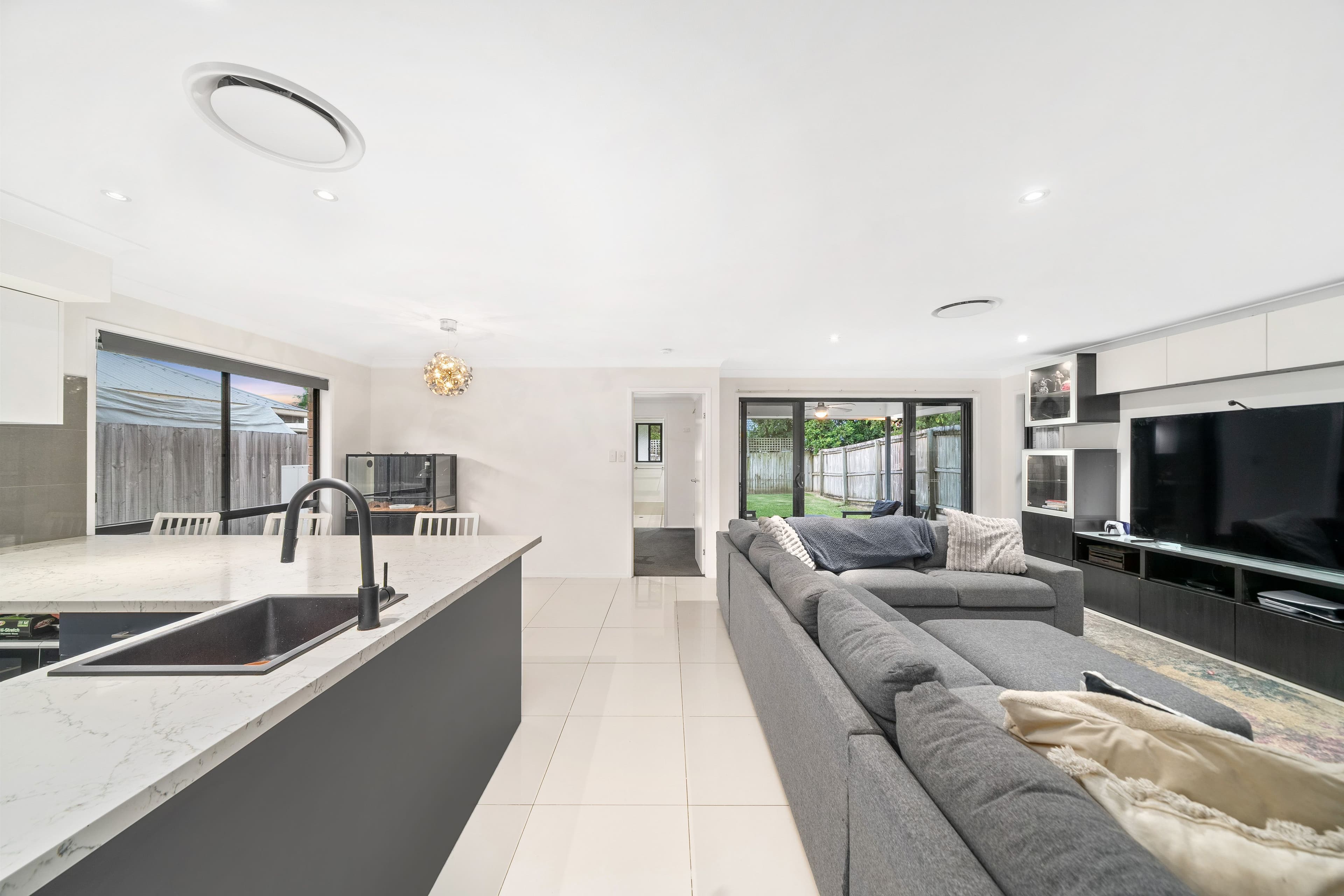 14 Kingdom Circuit, North Lakes QLD 4509, North Lakes - Thumbnail 4