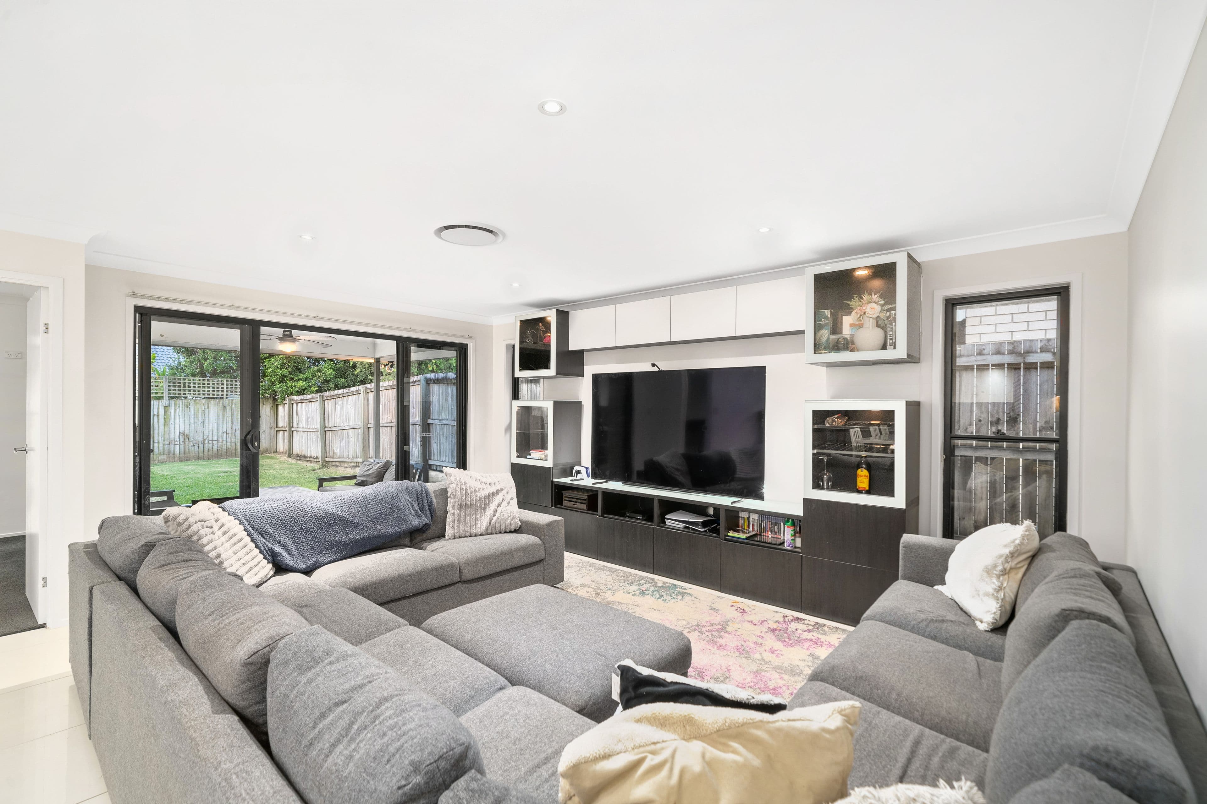 14 Kingdom Circuit, North Lakes QLD 4509, North Lakes - Thumbnail 5