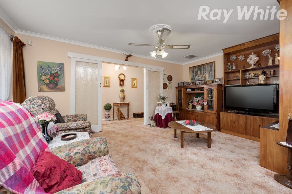 279 Greenwood Drive, Watsonia VIC 3087, Watsonia - Thumbnail 2