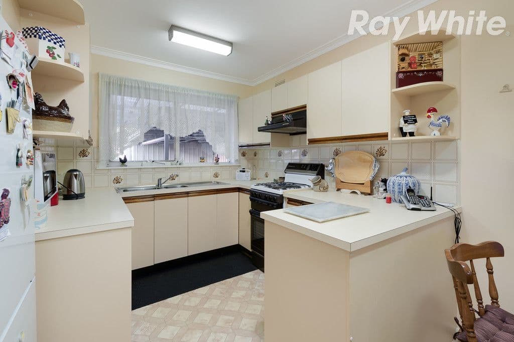 279 Greenwood Drive, Watsonia VIC 3087, Watsonia - Thumbnail 4