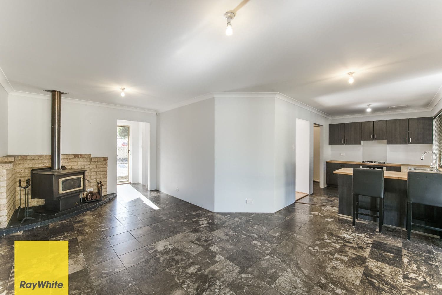 20 Dampier Loop, Mirrabooka WA 6061, Mirrabooka - Thumbnail 5
