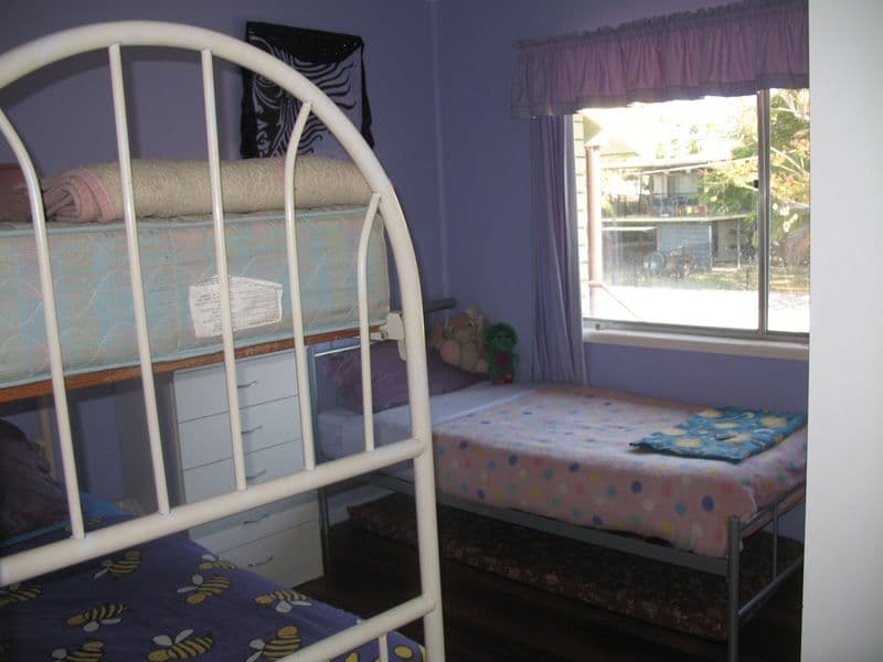 9 Shelley Street, STRATHPINE QLD 4500, Strathpine - Thumbnail 7