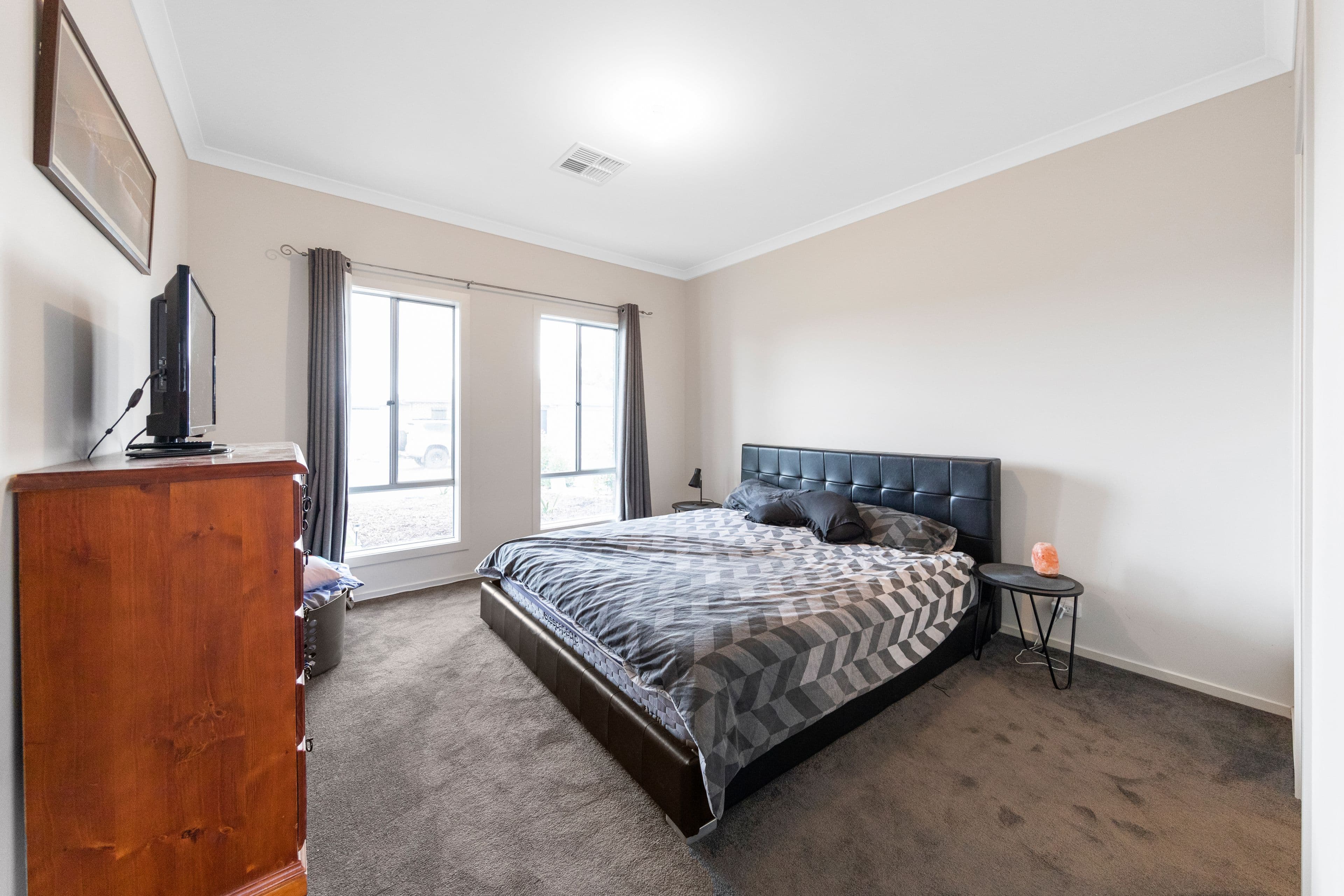 8 Descenna Court, Two Wells SA 5501, Two Wells - Thumbnail 3