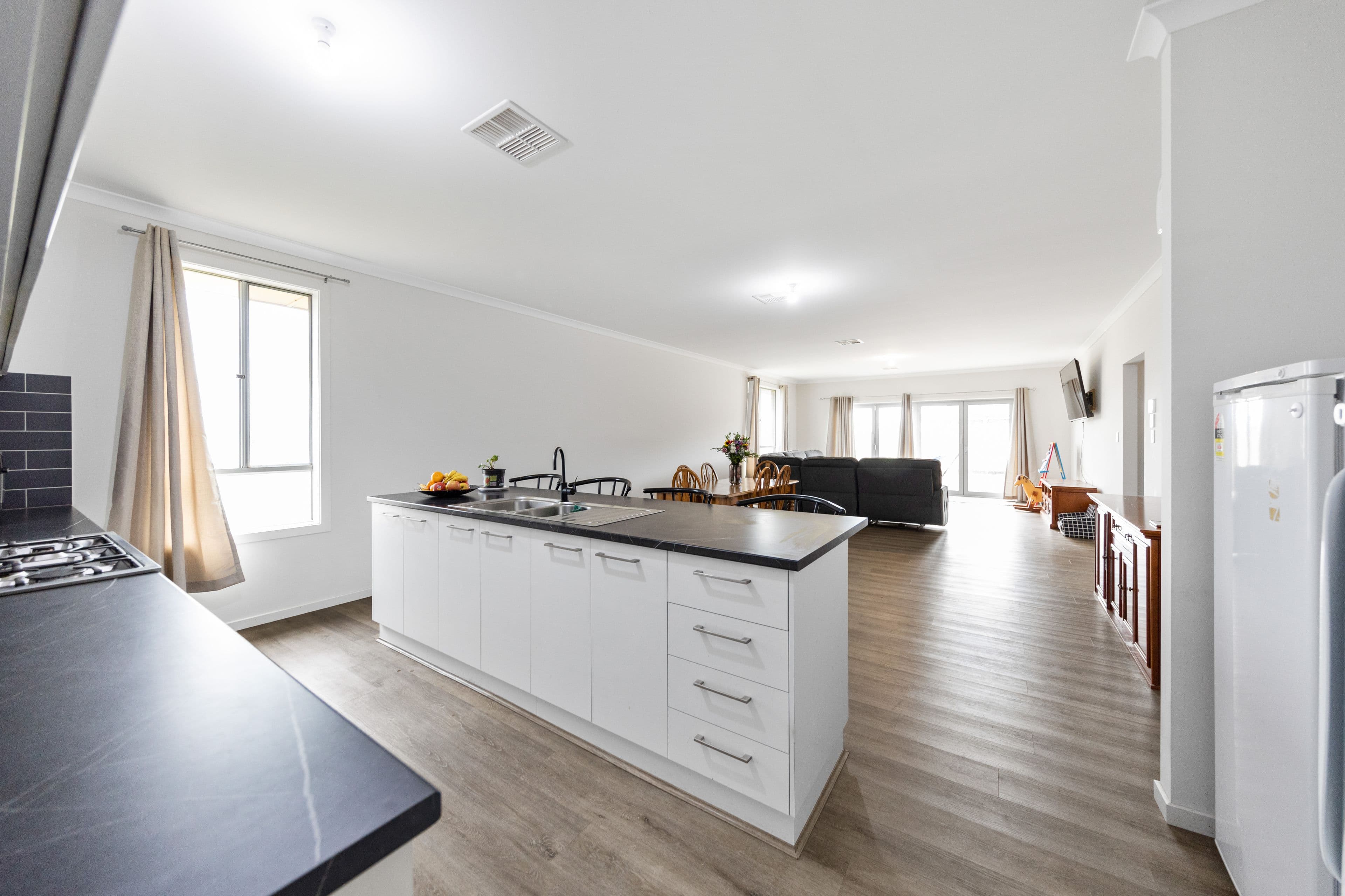 8 Descenna Court, Two Wells SA 5501, Two Wells - Thumbnail 7