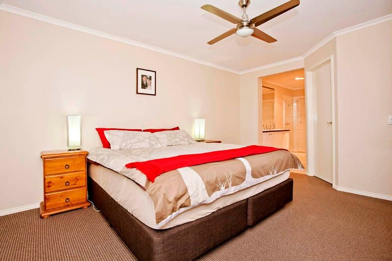 4 Genista Court, CORIO VIC 3214, Corio - Thumbnail 3