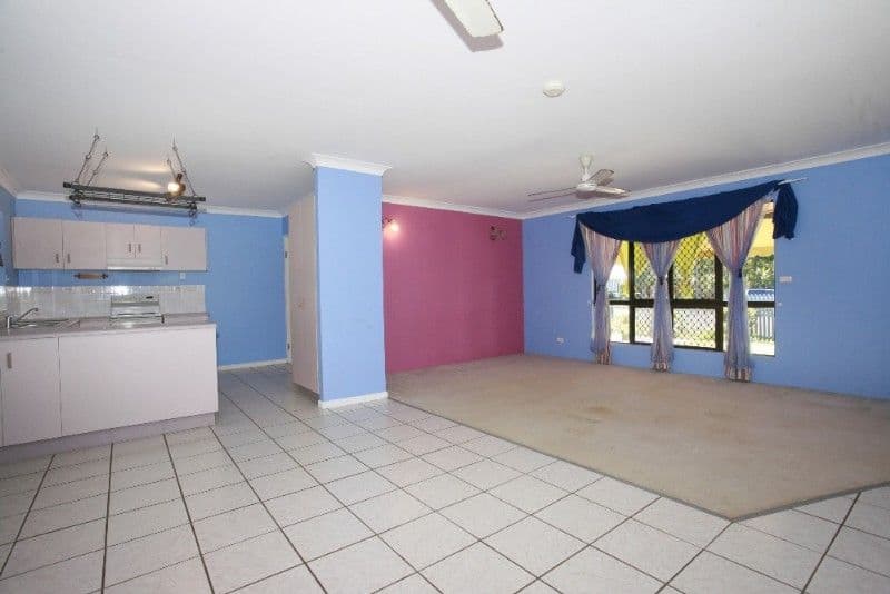 3 Mostyn Crescent, BUSHLAND BEACH QLD 4818, Bushland Beach - Thumbnail 4