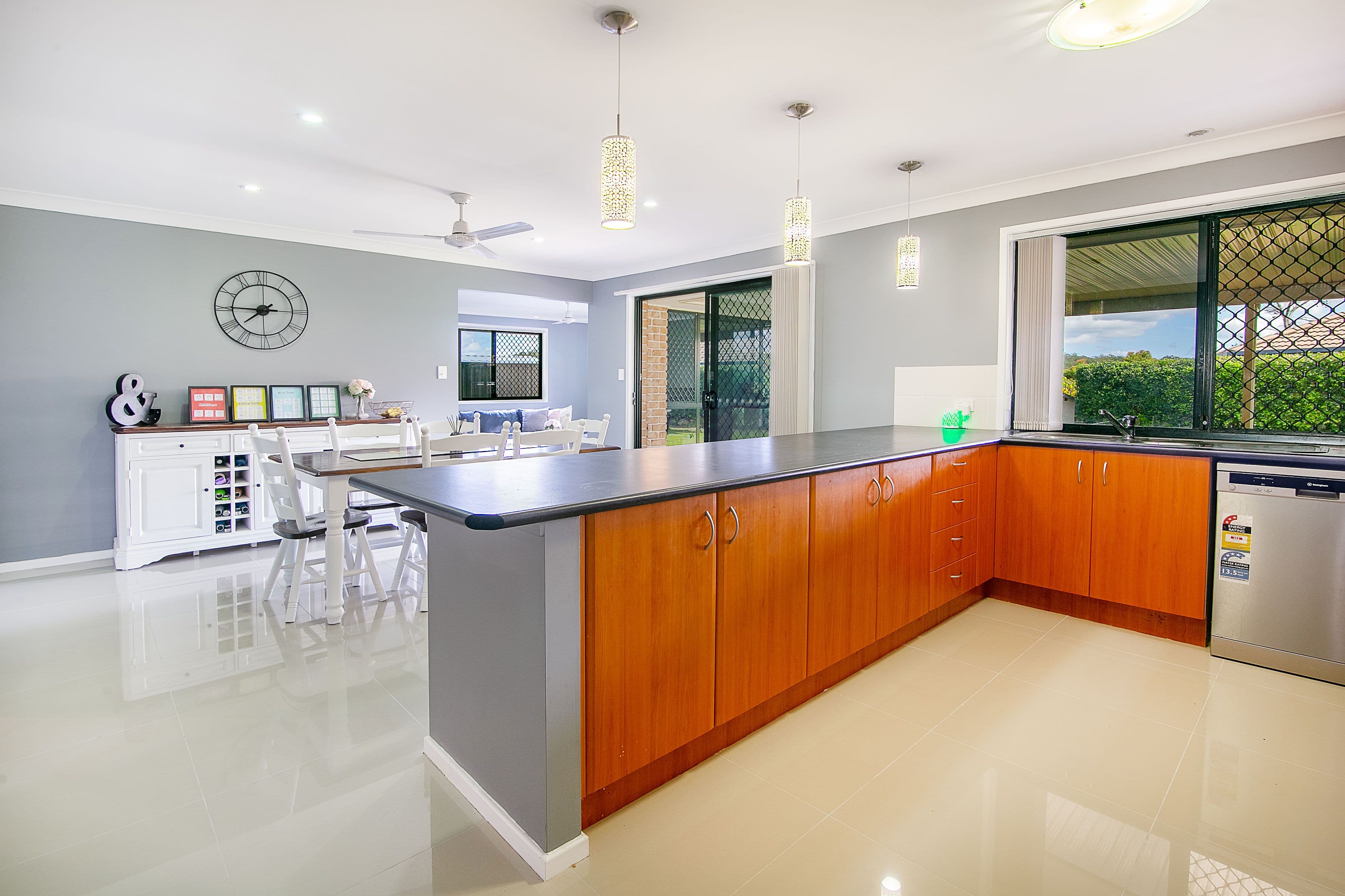 17 Hillview Street, Springfield QLD 4300, Springfield - Thumbnail 4