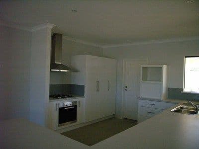 17 Gillam Drive, DONGARA WA 6525, Dongara - Thumbnail 4