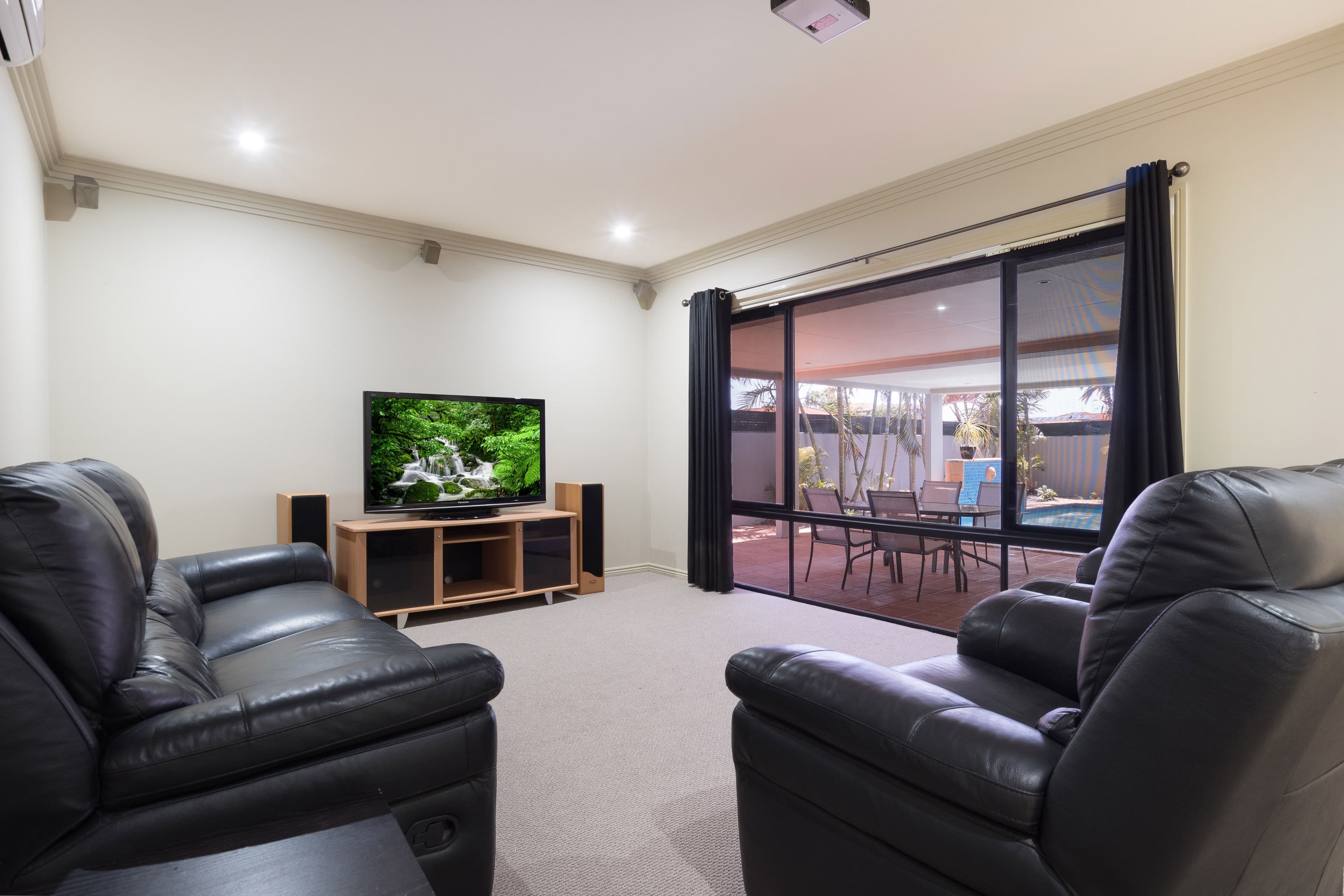 2 Joel Court, Helensvale QLD 4212, Helensvale - Thumbnail 5