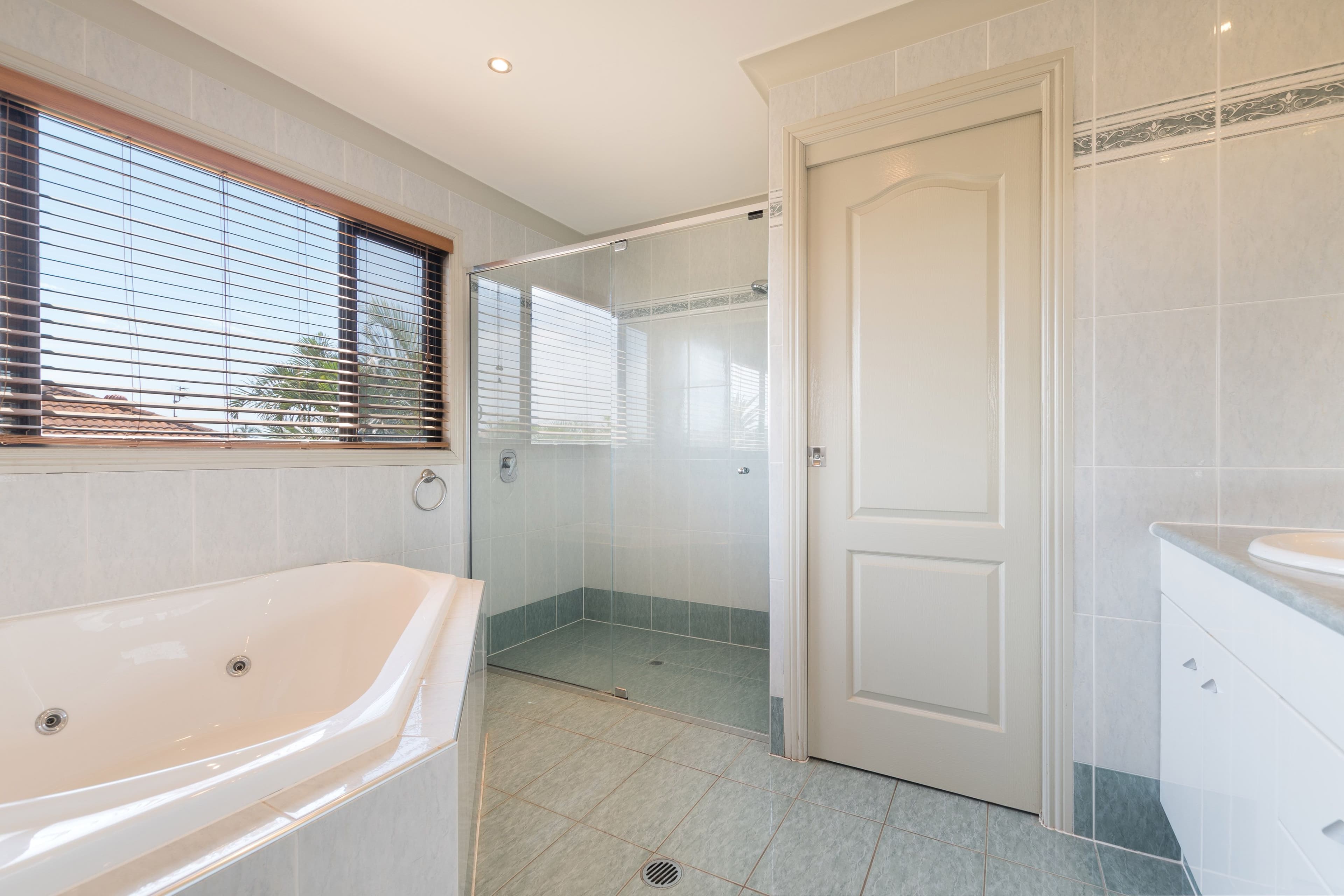2 Joel Court, Helensvale QLD 4212, Helensvale - Thumbnail 7