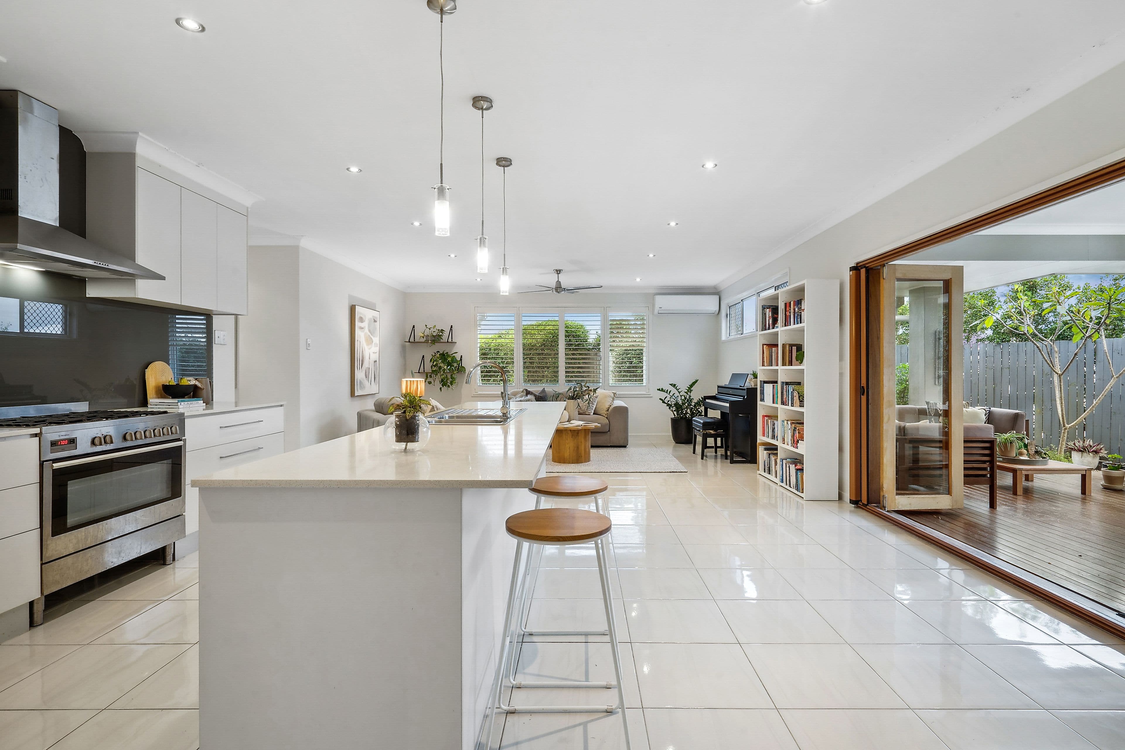 6 Budgerigar Street, Upper Kedron QLD 4055, Upper Kedron - Thumbnail 4