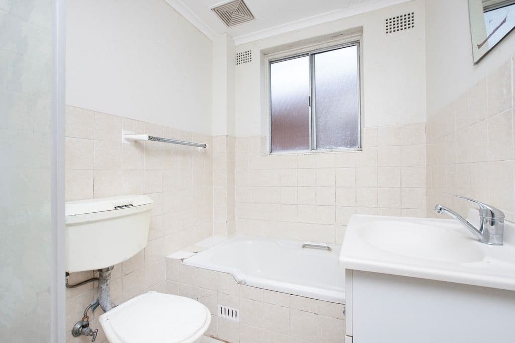 76 Rossmore Avenue, Punchbowl NSW 2196, Punchbowl - Thumbnail 6