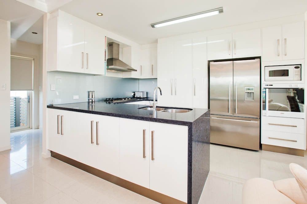 1 Miriam St (Cnr Pickthorne St), HOLLAND PARK WEST QLD 4121, Holland Park West - Thumbnail 2
