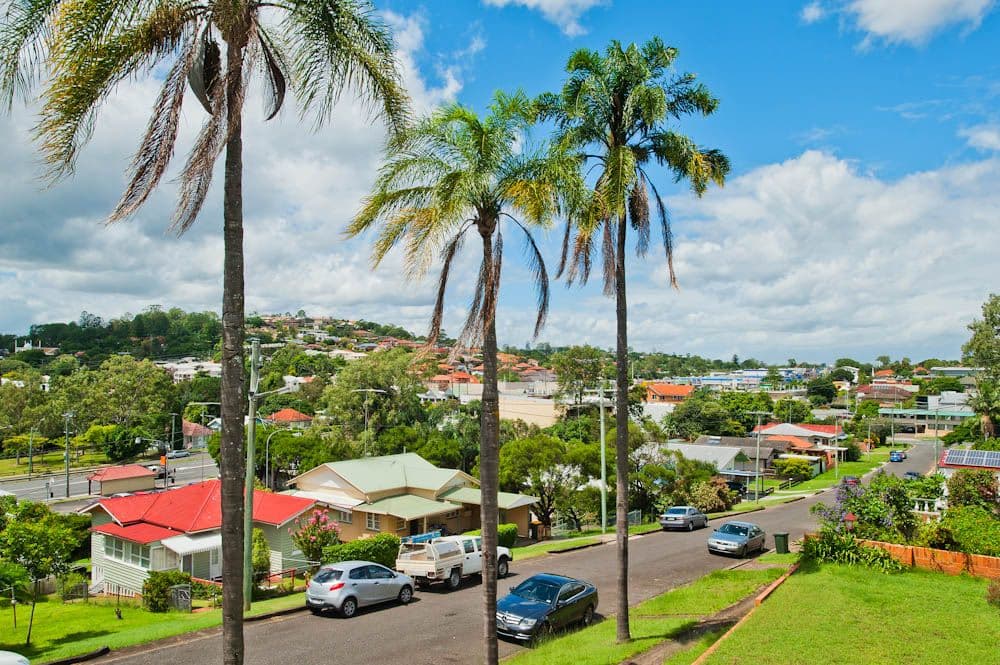 1 Miriam St (Cnr Pickthorne St), HOLLAND PARK WEST QLD 4121, Holland Park West - Thumbnail 5