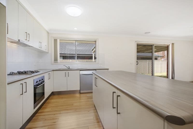 4 Britton Court, Jindera - Thumbnail 2