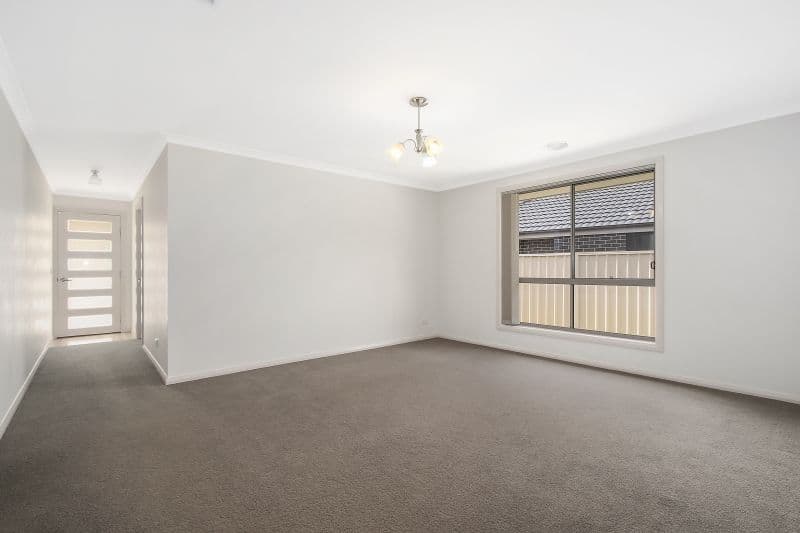 4 Britton Court, Jindera - Thumbnail 7