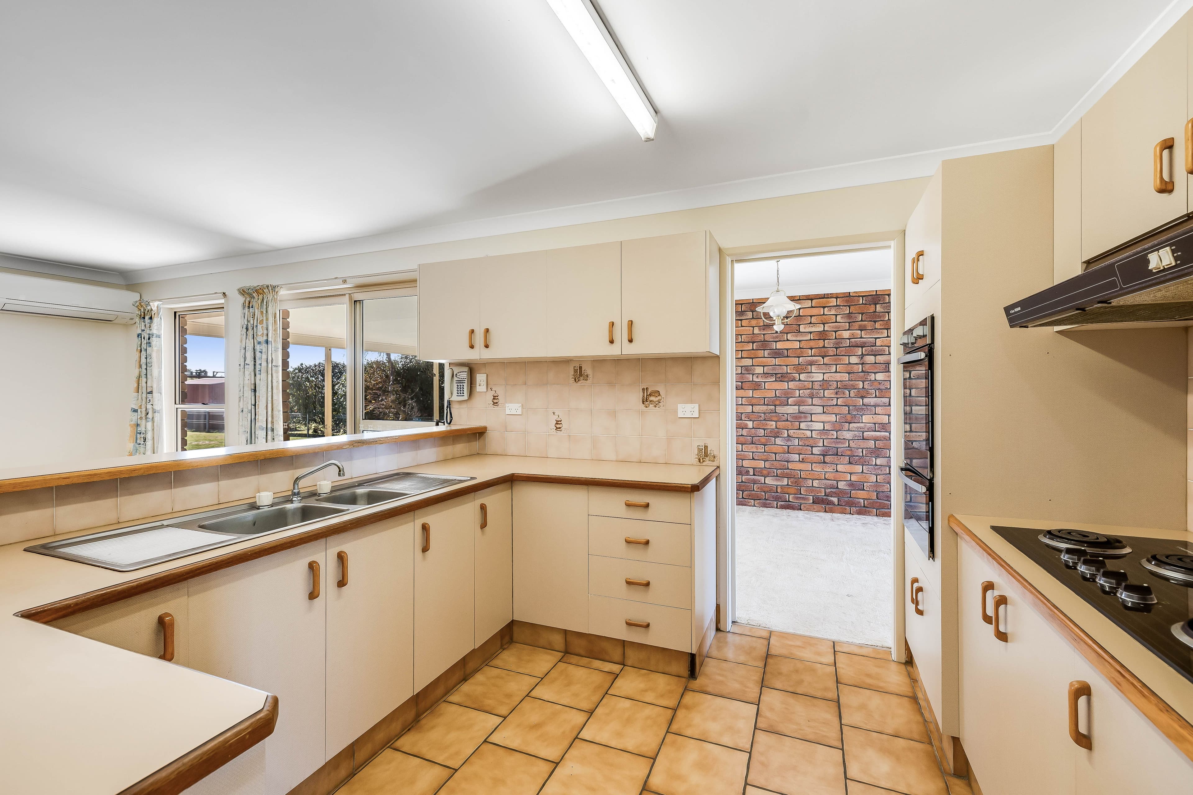 1 / 16 Hender Avenue, Klemzig SA 5087, Klemzig - Thumbnail 4