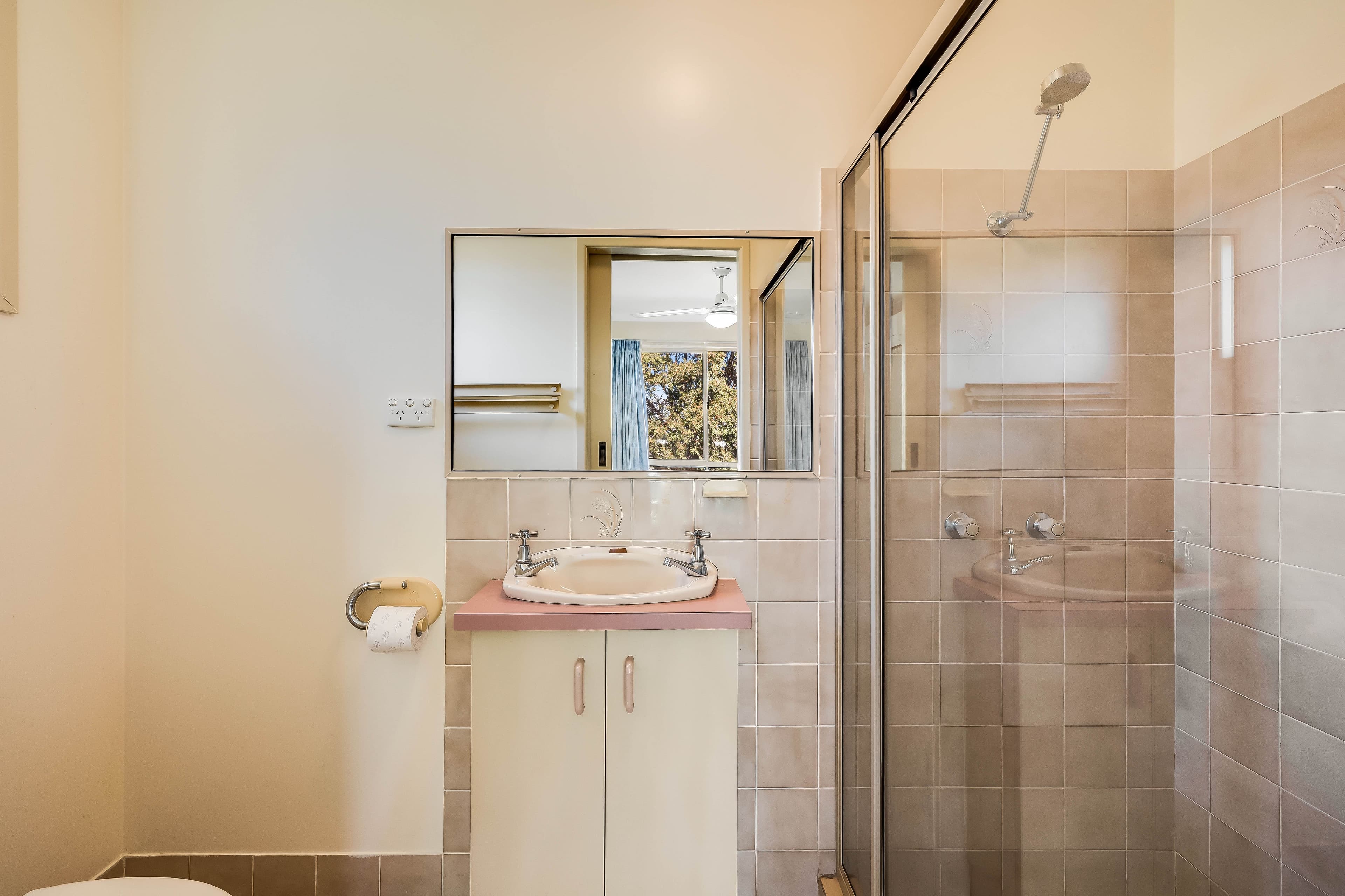 1 / 16 Hender Avenue, Klemzig SA 5087, Klemzig - Thumbnail 7