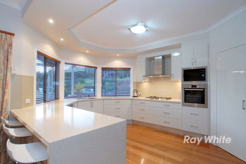2 Meadowbank Close, LYSTERFIELD SOUTH VIC 3156, Lysterfield South - Thumbnail 3