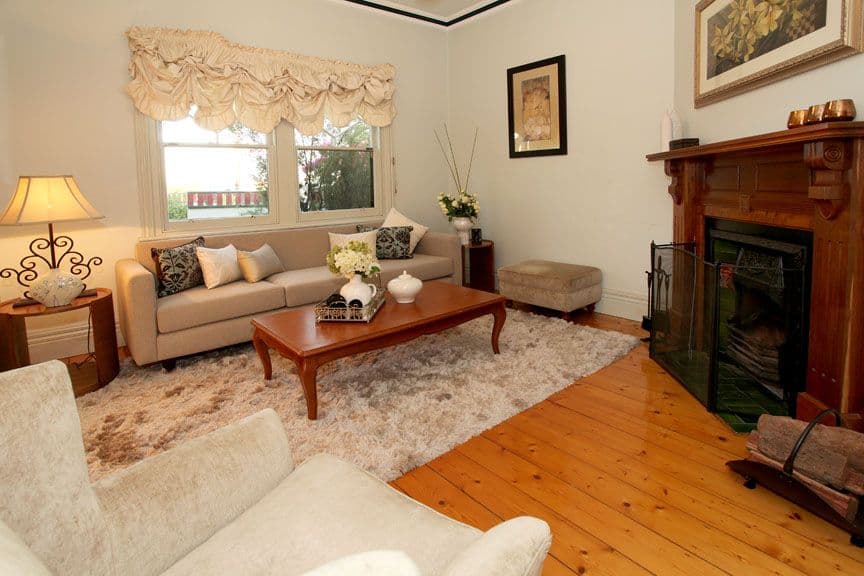 10 Cook Road, MITCHAM VIC 3132, Mitcham - Thumbnail 2