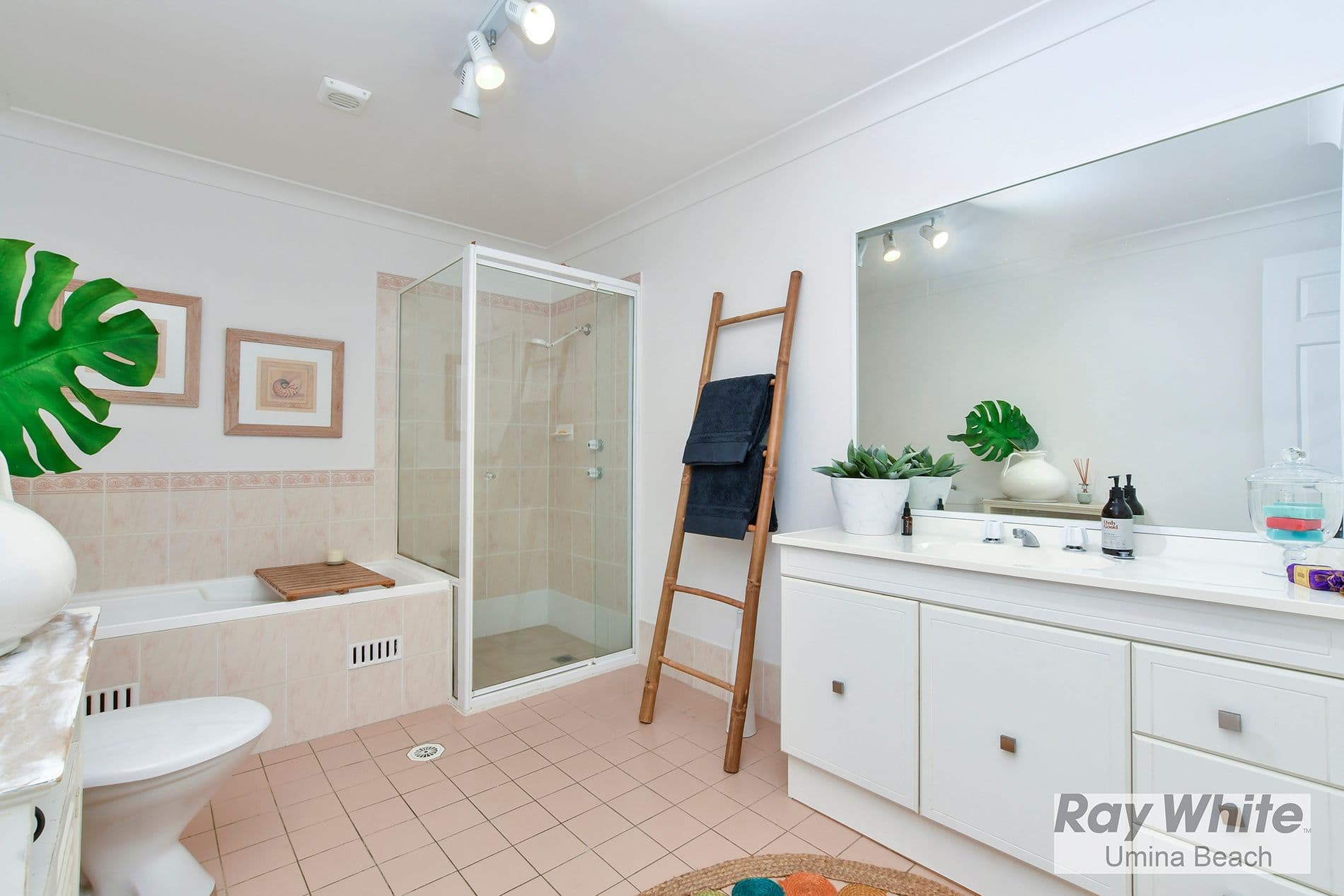 117 John Whiteway Drive, Gosford NSW 2250, Gosford - Thumbnail 7
