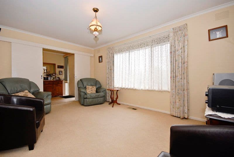 7 Grantully Street, MOUNT EVELYN VIC 3796, Mount Evelyn - Thumbnail 3