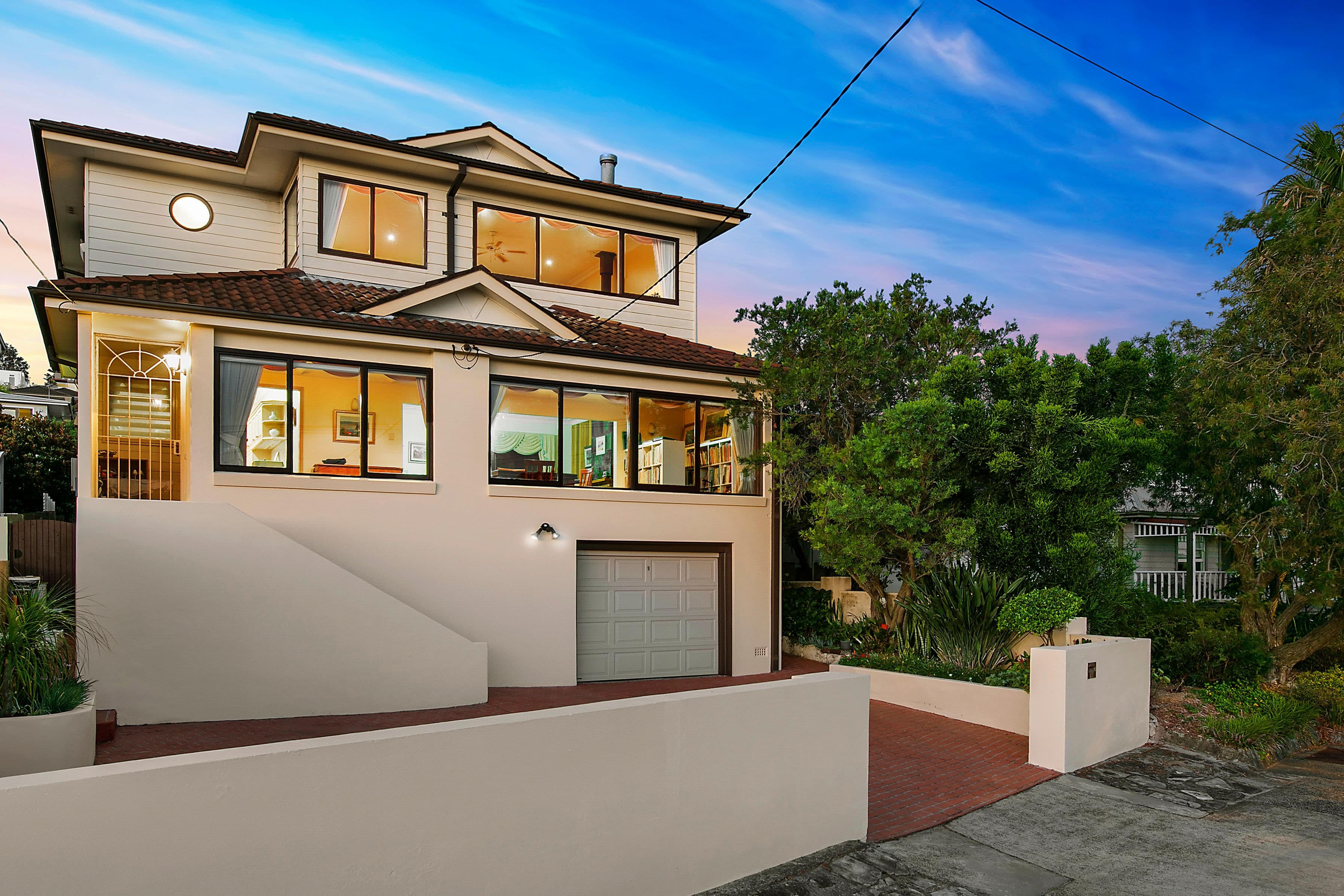 98 Pitt Road, North Curl Curl - Thumbnail 2