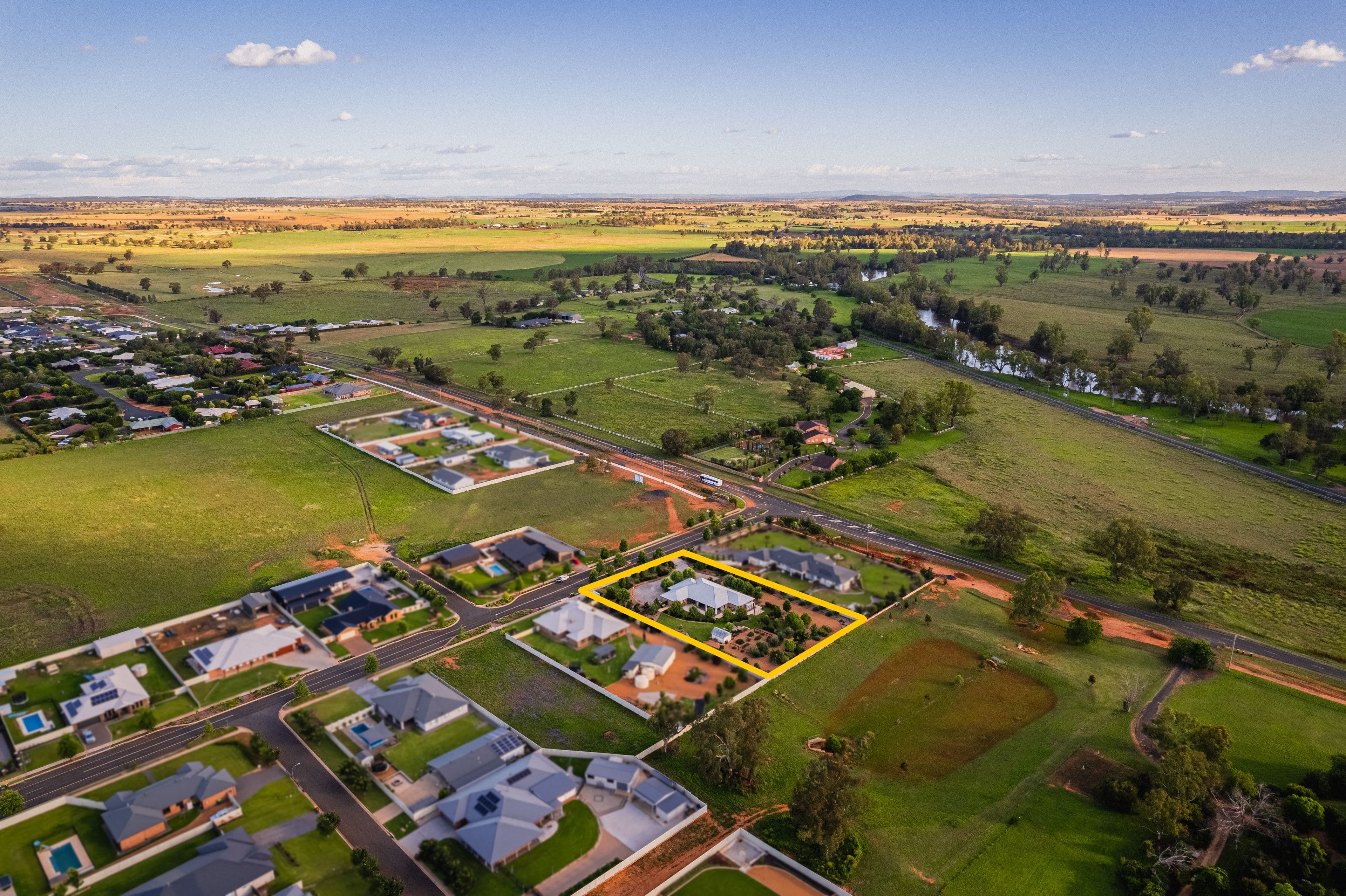 70 Holmwood Drive, Dubbo NSW 2830, Dubbo - Image 1
