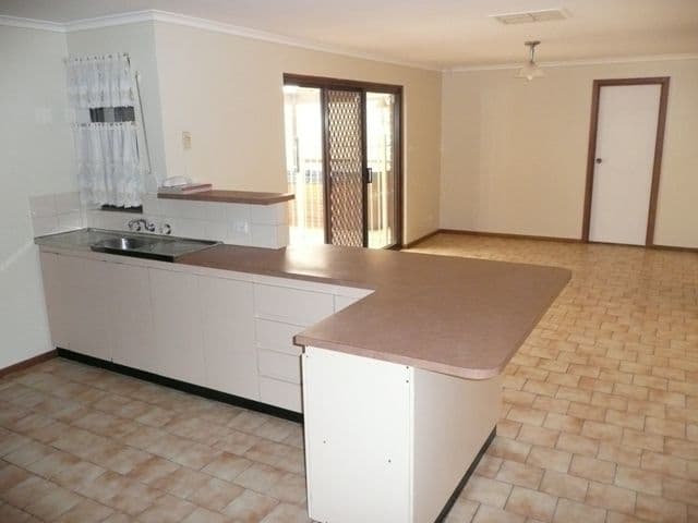 2 Dyson Court, PARALOWIE SA 5108, Paralowie - Thumbnail 3