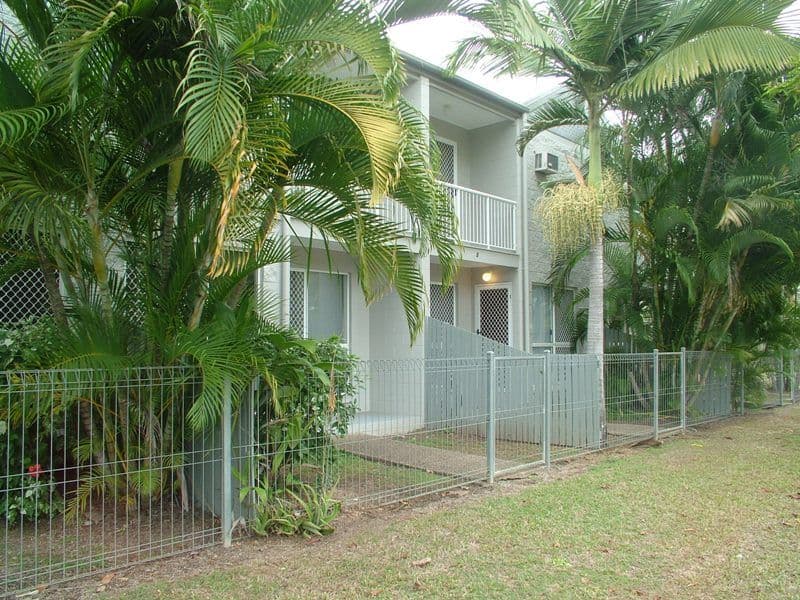 20 Cheyne Street, PIMLICO QLD 4812, Pimlico - Thumbnail 2