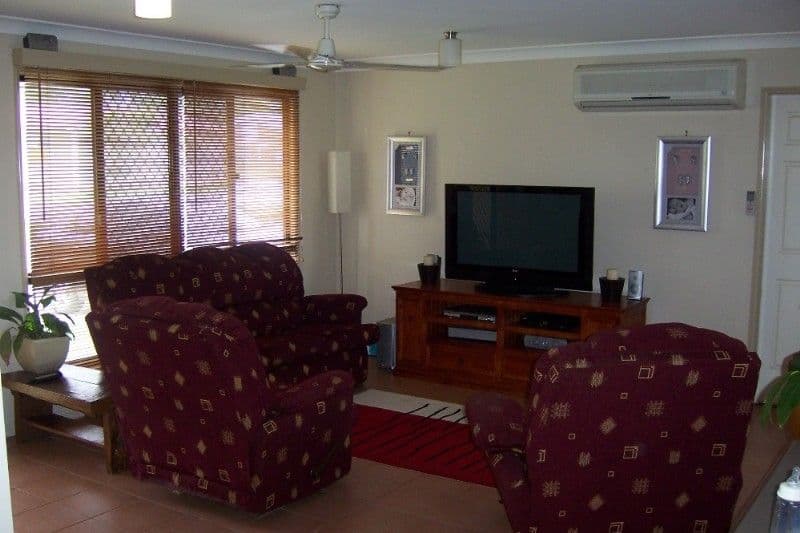 10 Carara Drive, KAWANA QLD 4701, Kawana - Thumbnail 2