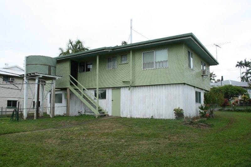 7 West Street, SARINA QLD 4737, Sarina - Thumbnail 2