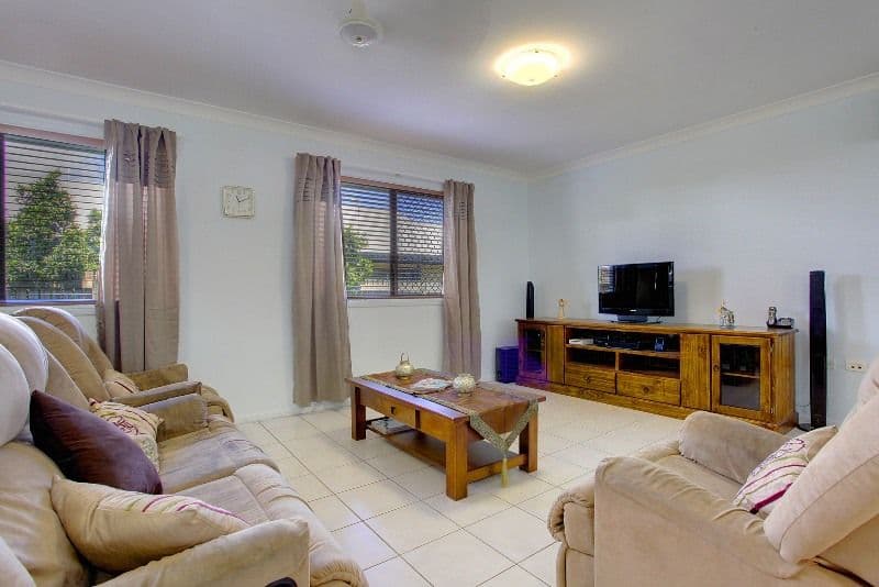 34 Monaro Circuit, MOUNT LOUISA QLD 4814, Mount Louisa - Thumbnail 3