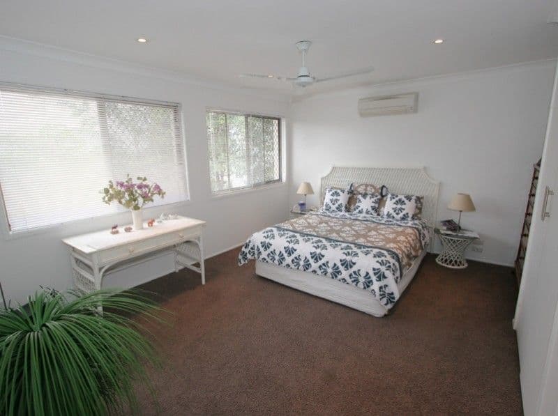 48 Fifth Avenue, ST LUCIA QLD 4067, St Lucia - Thumbnail 4