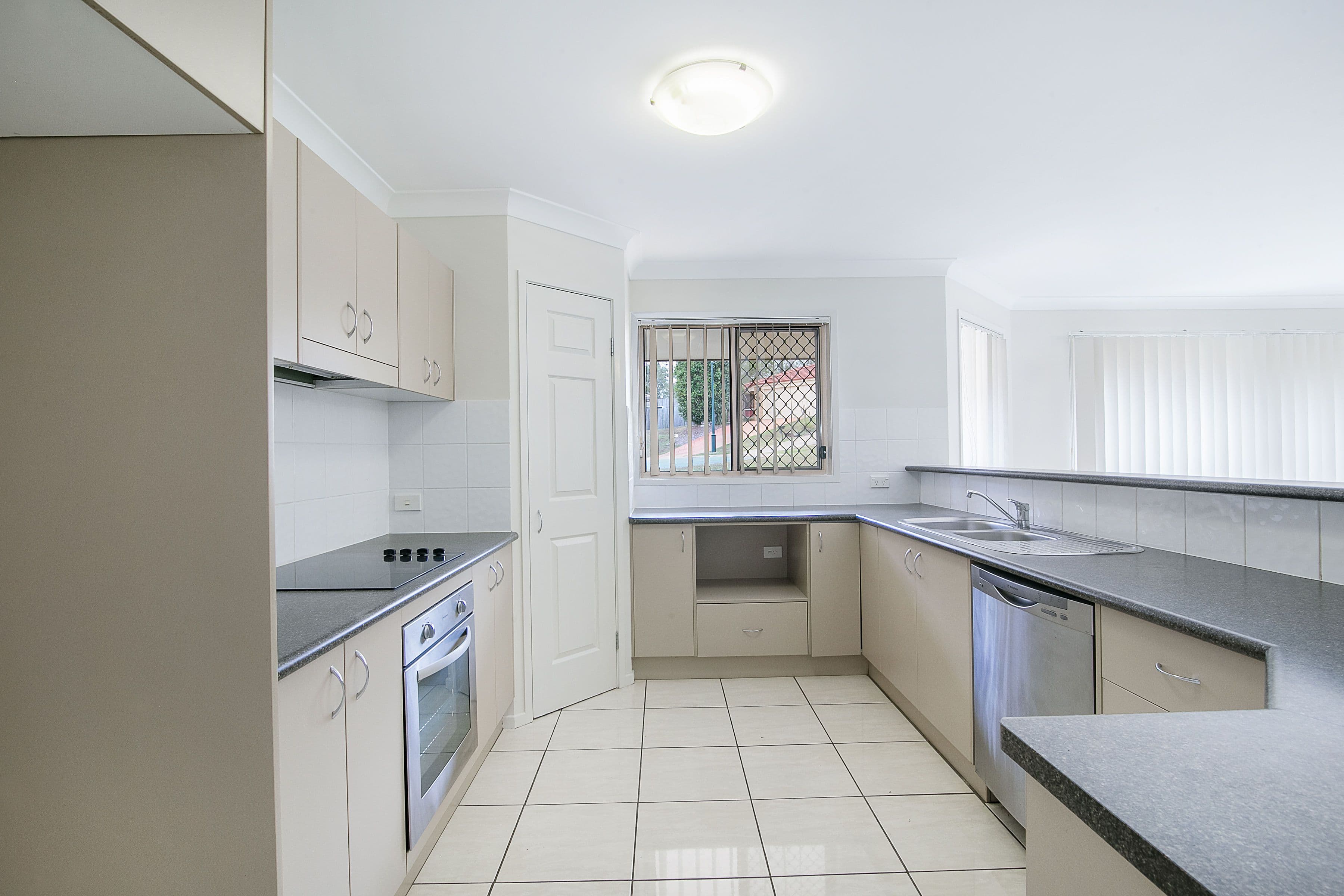 53 Parkside Drive, Springfield QLD 4300, Springfield - Thumbnail 2