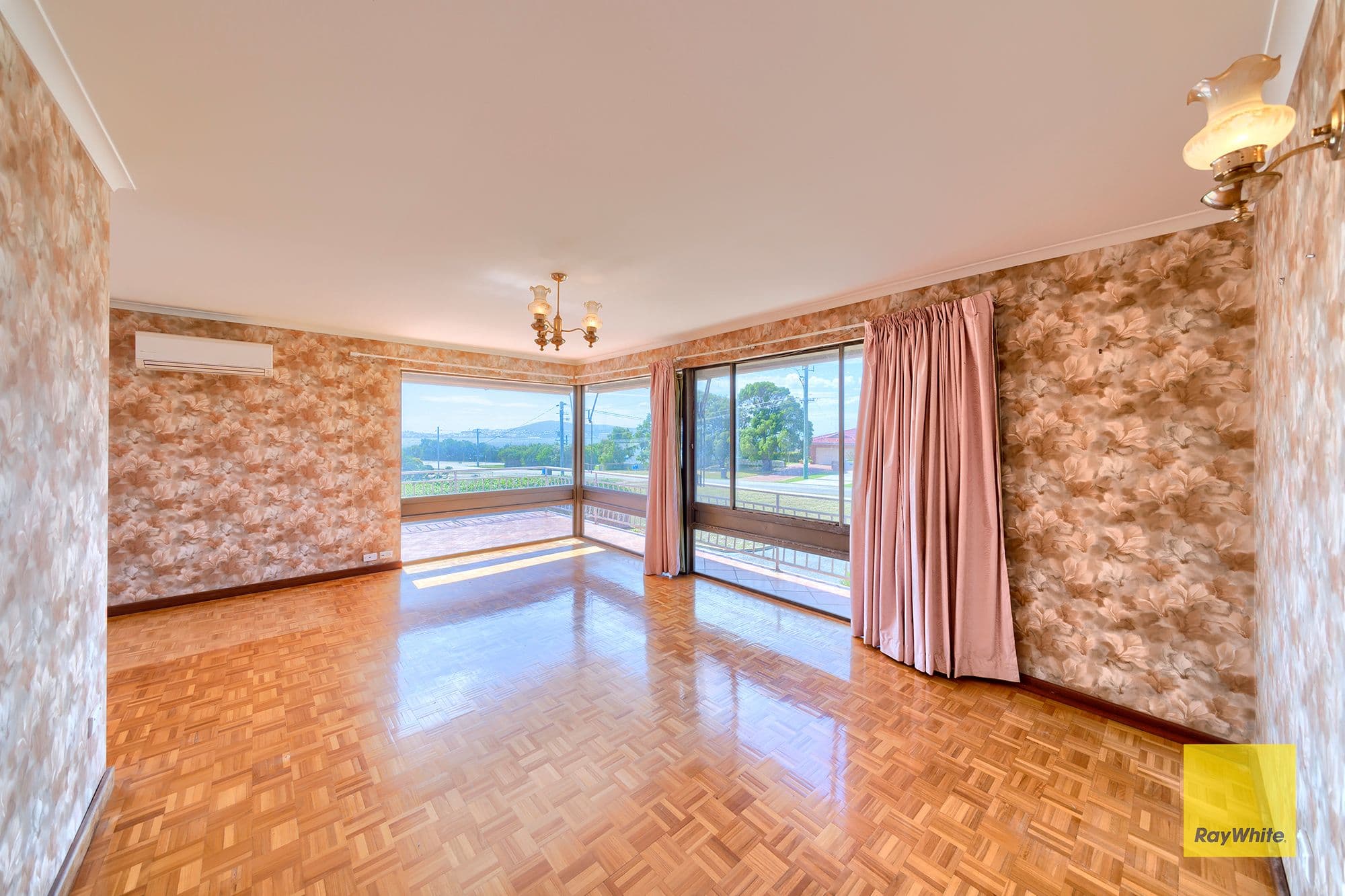 182 Bay View Drive, Little Grove WA 6330, Little Grove - Thumbnail 3