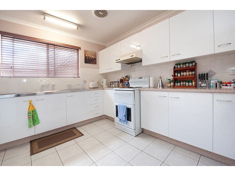99 Buzacott Street, PARK AVENUE QLD 4701, Park Avenue - Thumbnail 2