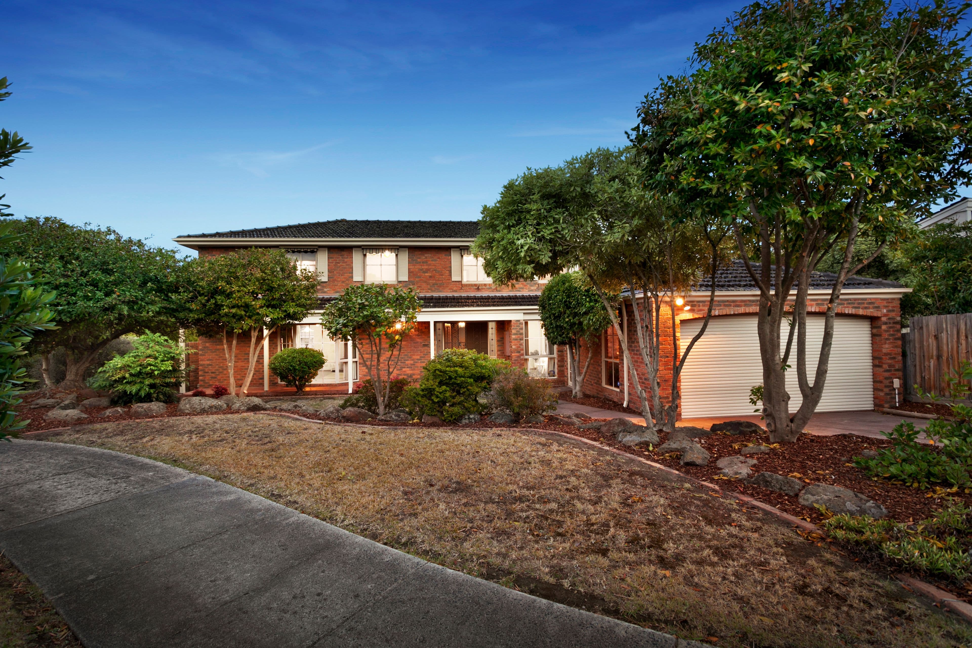 10 Mountleigh Court, Glen Waverley VIC 3150, Glen Waverley - Image 1